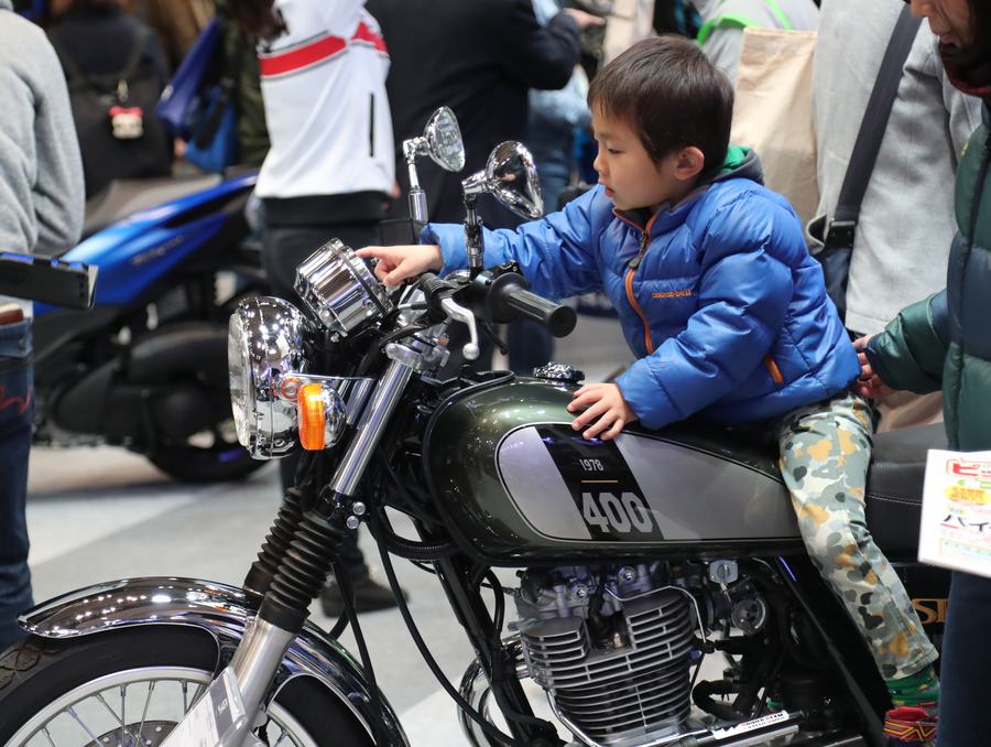 Motorcycles dazzle at exhibition in Tokyo