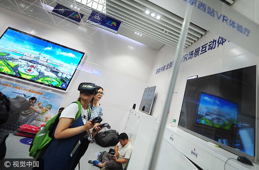 Passengers 'leave' railway station with VR technology