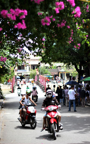 Chongqing finds opportunity selling motorcycles