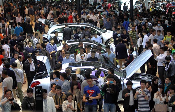 Top 10 auto events of the year 2014