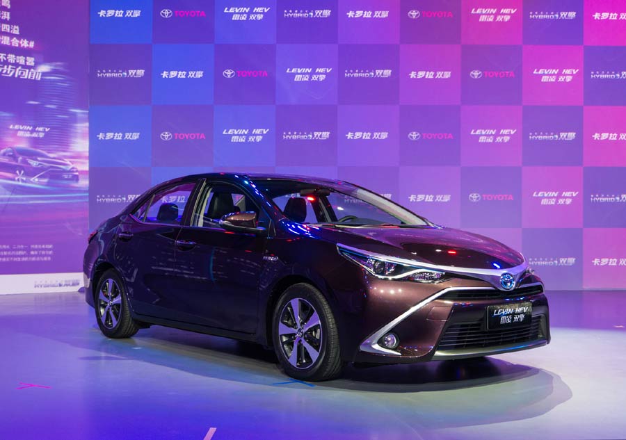 Toyota releases TwinEngine cars and sets 2020 target