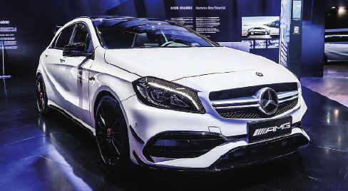 Mercedes-Benz launches new stars at auto show