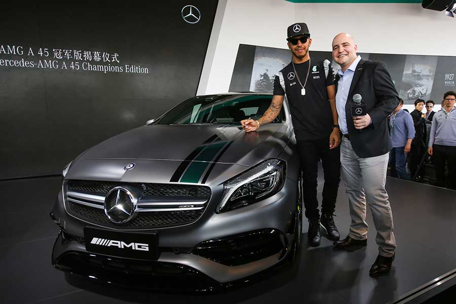 Mercedes wins at Shanghai Intl Circuit