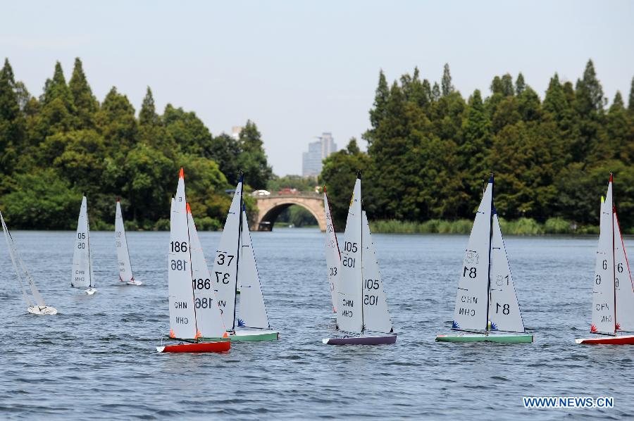 Radio-controlled boats contest ends in HZ