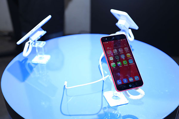 ZTE launches new smartphone aimed at younger users