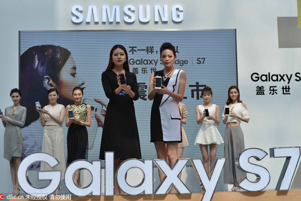 Samsung takes smartphone crown, beating Apple, Huawei