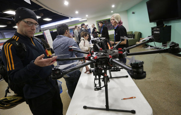 Alphabet tests drones as US considers new rules