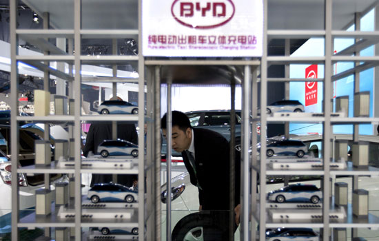 BYD profits may slump 98% year-on-year