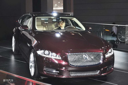 Jaguar XJ