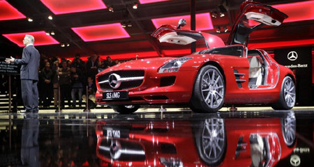 Mercedes-Benz offers opulence at 'Premiere Night'