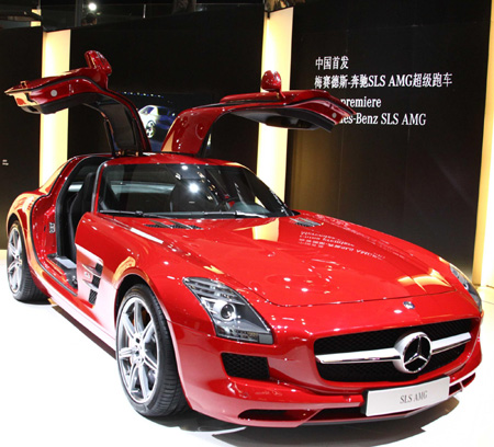 Mercedes-Benz SLS AMG