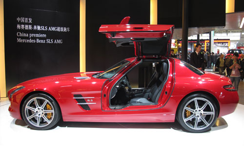 Mercedes-Benz SLS AMG