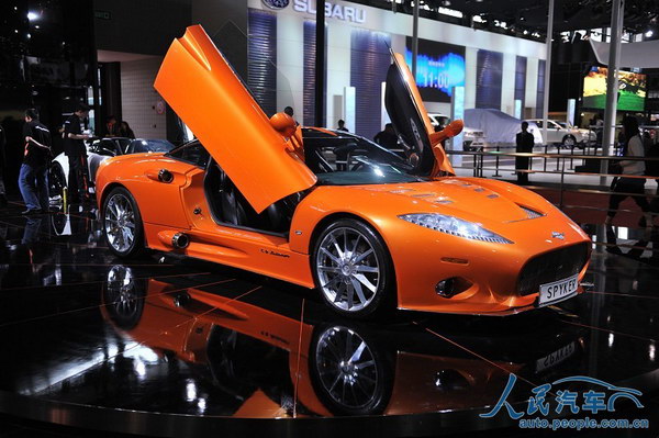 Spyker C8 Aileron