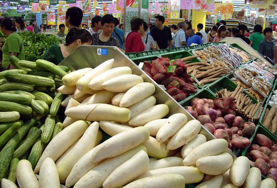 Farm produce prices fall for 7th week despite quake