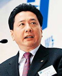 Huaneng's Li steps down