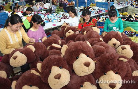 Thousands of toy makers laid off