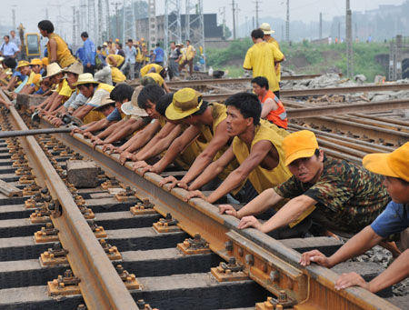 China urges efforts to boost economy in western regions