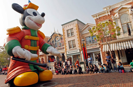 Hong Kong grows its Disneyland