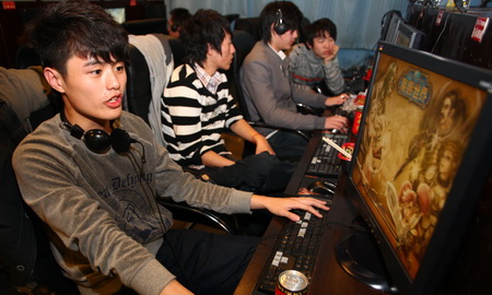 Battle breaks out over online game WoW
