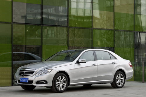 New arrival: Mercedes-Benz E260L CGI and E 300L