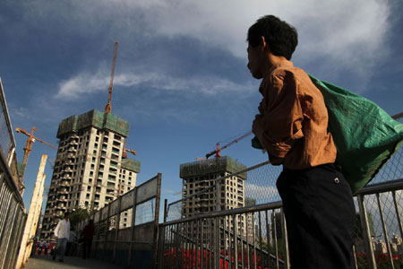 China mulls levying property tax