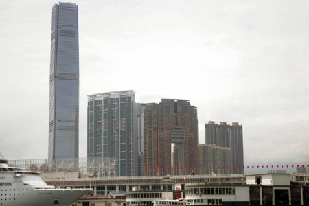 World's highest hotel opens in Hong Kong