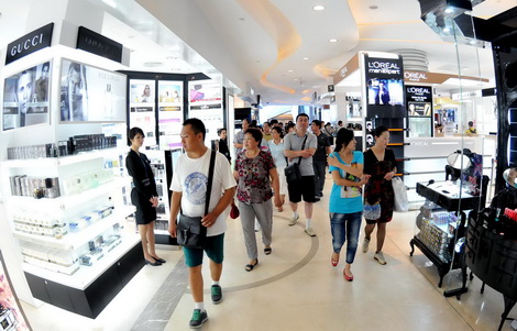 Tax-free shop in Sanya receives over 1.3m customers