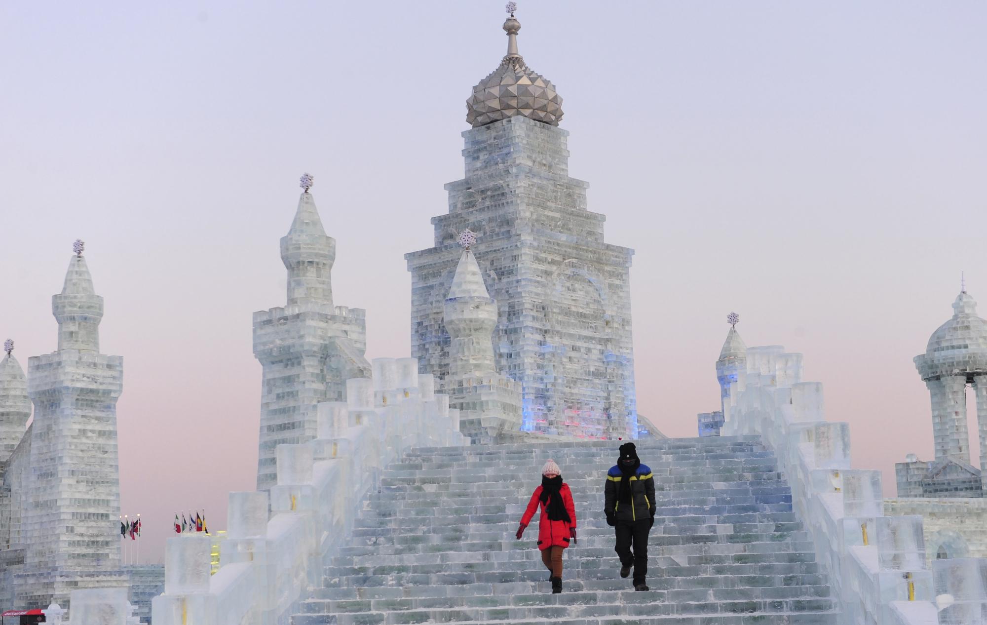 The wonderland of Harbin's Ice and Snow World