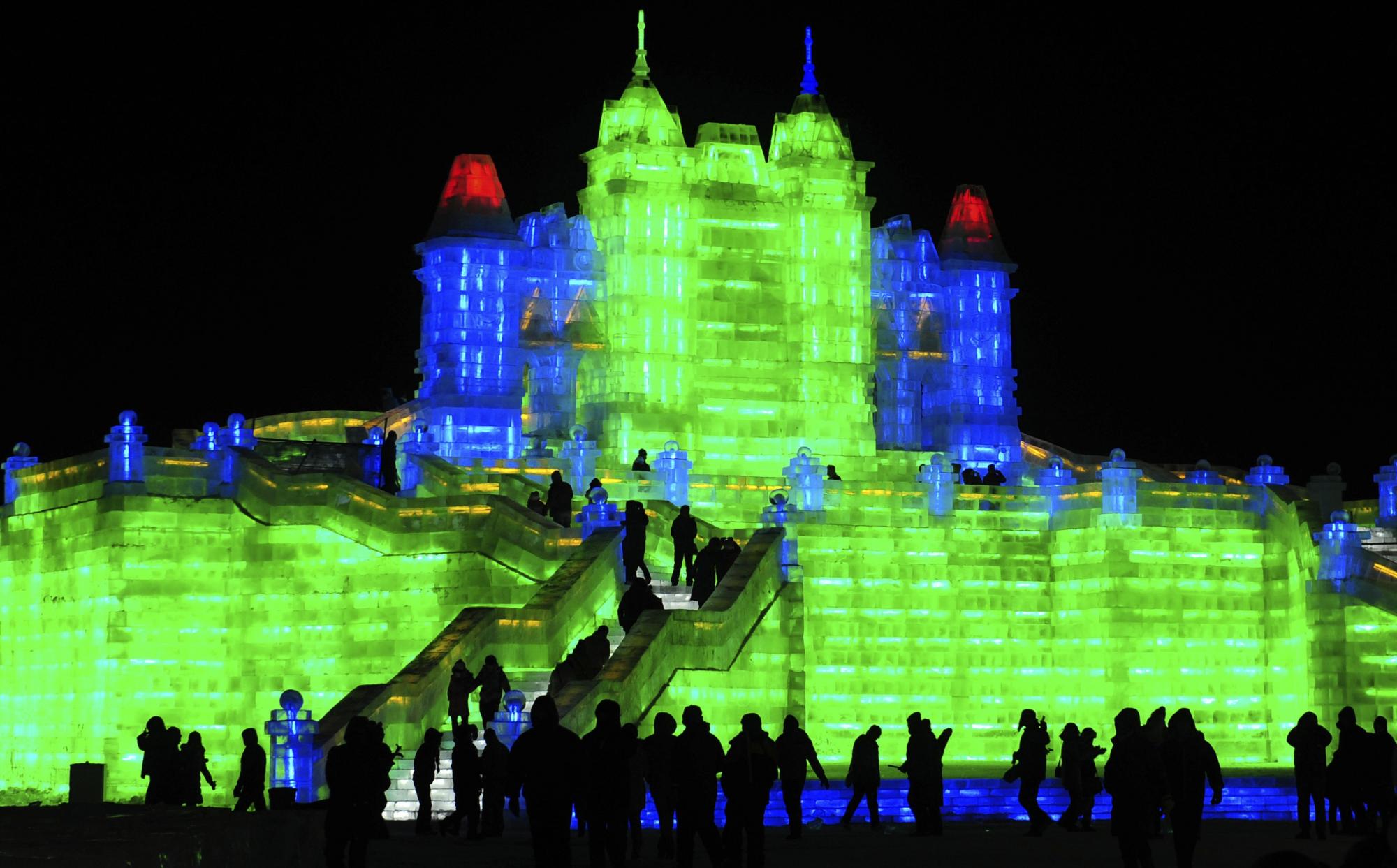 The wonderland of Harbin's Ice and Snow World