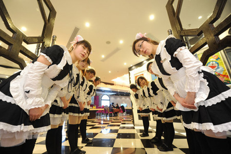 Maid-themed restaurant opens in Jiangsu