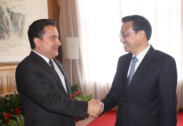 Premier Li meets European leaders