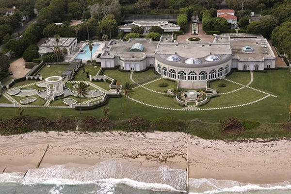 Top 10 luxury houses in the world