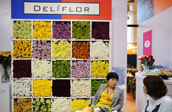 Flower fair brings fragrant business to Beijing