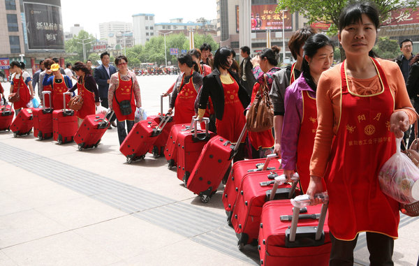 Xiangyang maternity nannies to nurse babies in Shenzhen