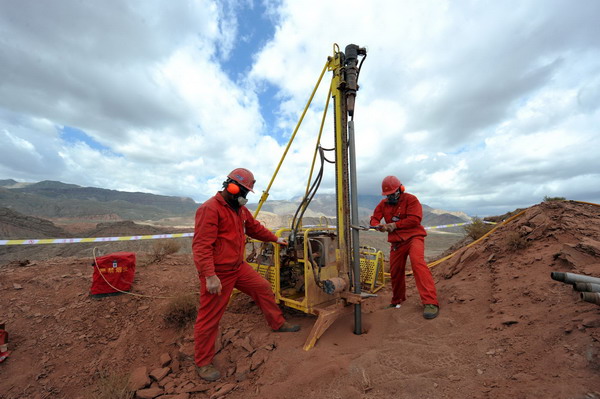 Oil exploration on Tianshan Mountain