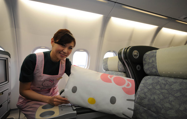 Hello Kitty's magic jet lands in Shanghai