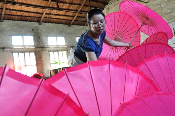 Wuyuan craft umbrellas sell like hot cakes