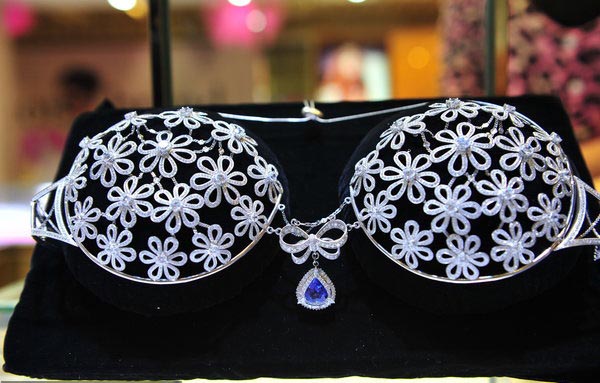 10m-yuan bra shines in Shenyang