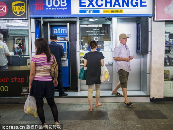 Bank offers direct exchange between yuan, baht