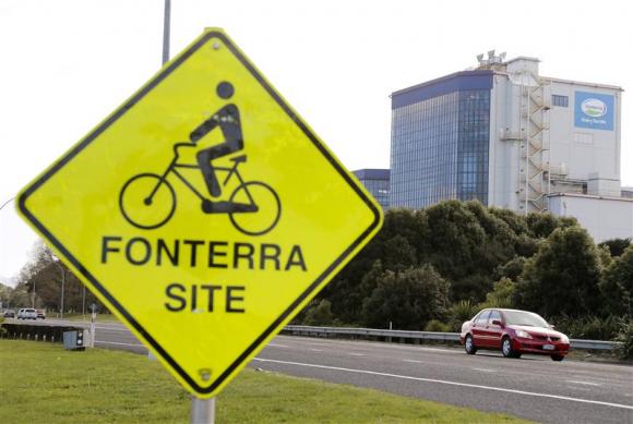 China warns consumers after Fonterra cream recall