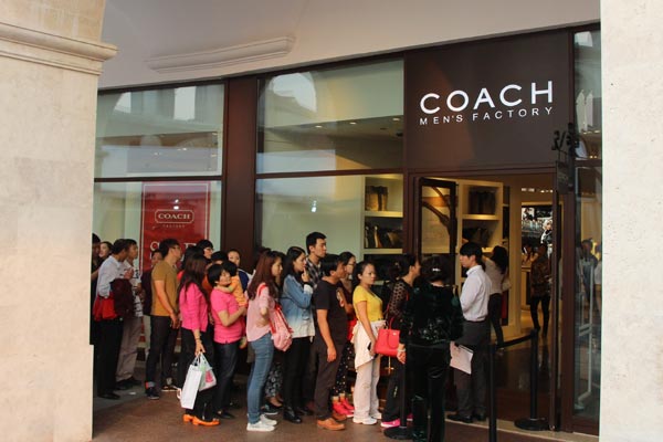 Coach profits drive up in China