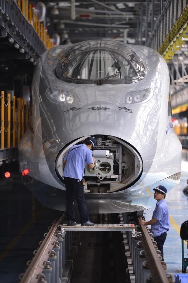 Two CRH 380A to be in service on high speed railway