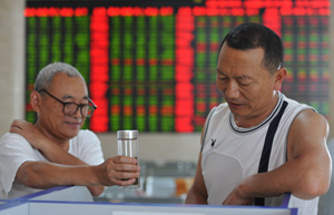 Shanghai shares close at 15mth high