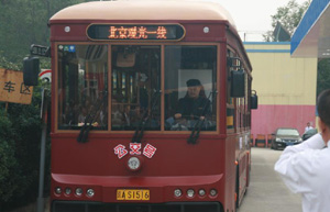 Yangcheng Lake crabs make their way to Beijing