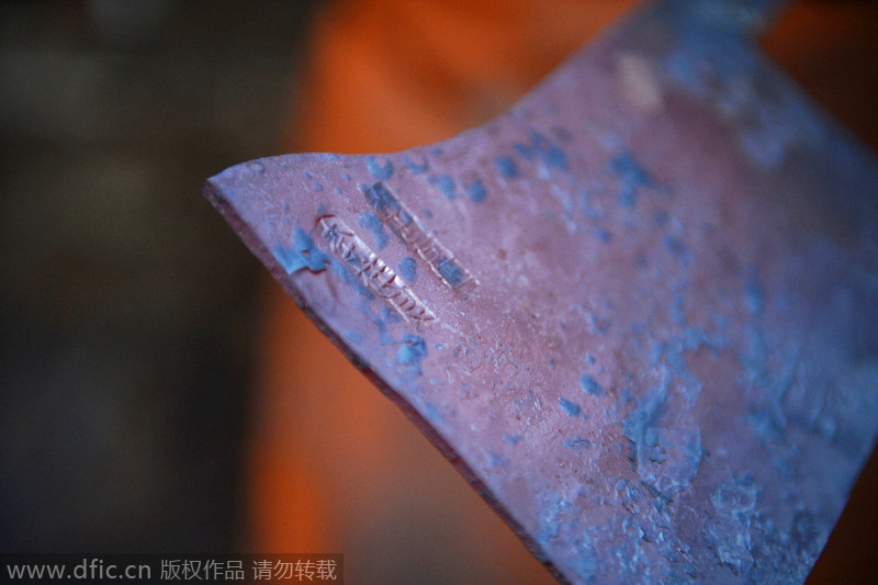 Crafting quality kitchen knives out of iron