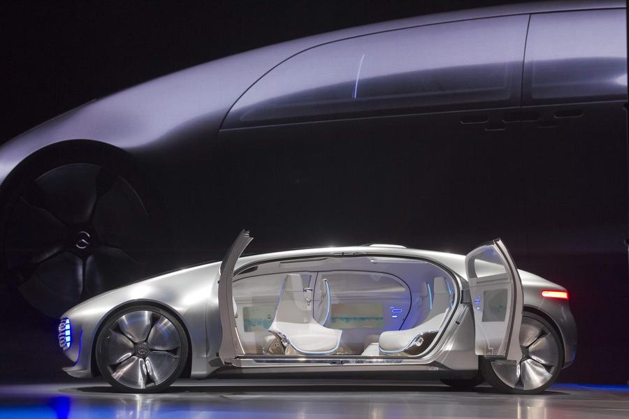 Mercedes-Benz F015 concept car unveiled at 2015 CES