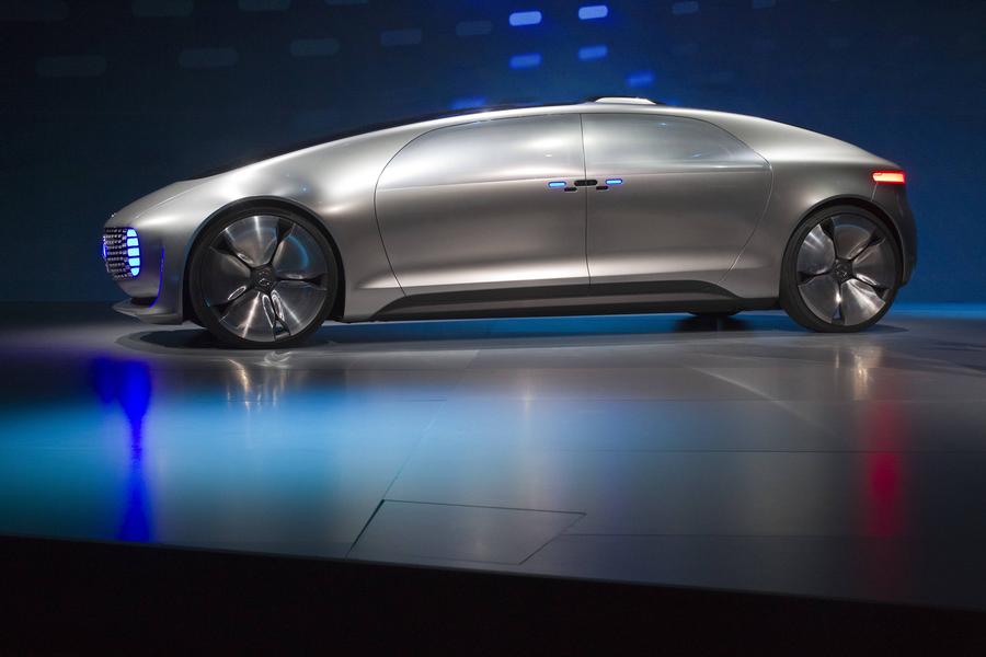 Mercedes-Benz F015 concept car unveiled at 2015 CES