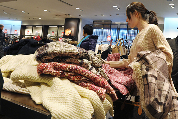 Fashion meanders as foreign firms thrive
