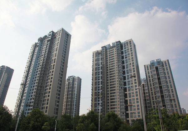 China property sales growth to slow in 2016: Moody's