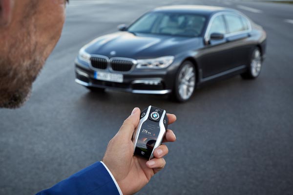 BMW drives digitized, electrified future